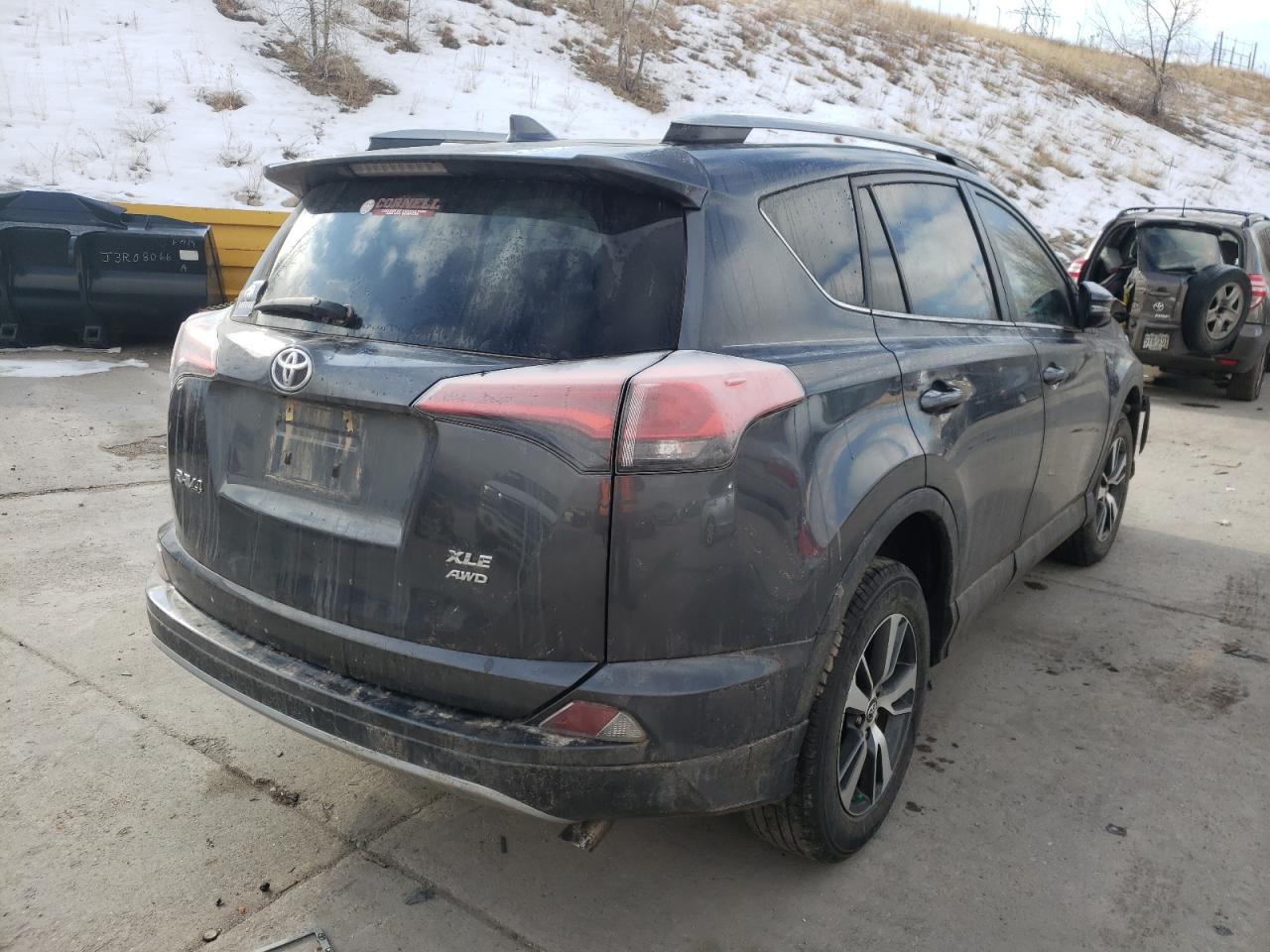Photo 4 from auction – 2018 TOYOTA RAV4 ADVEN with VIN 2T3RFREV2JW780353