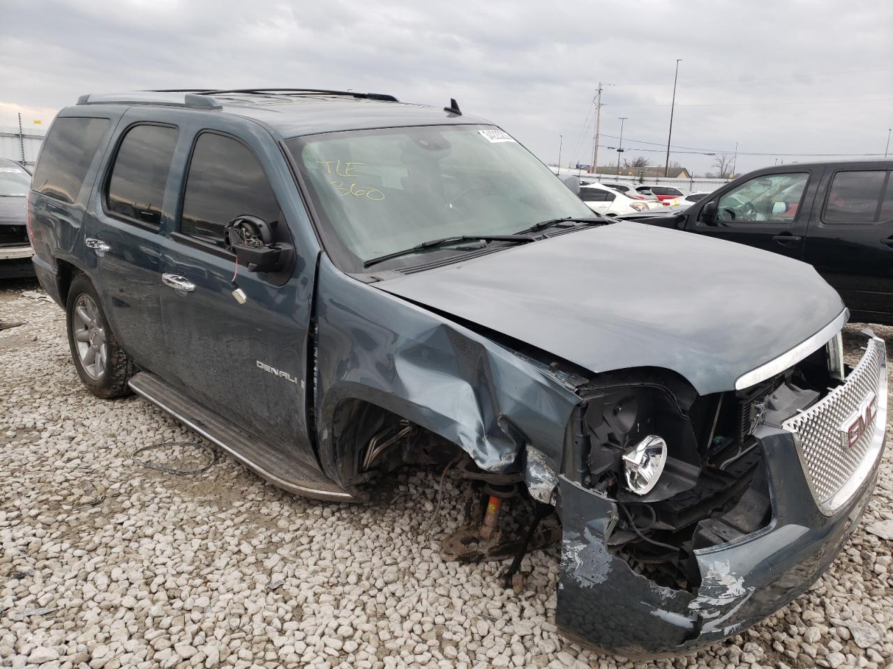 Photo 1 from auction – 2007 GMC YUKON DENA with VIN 1GKFK63877J214713
