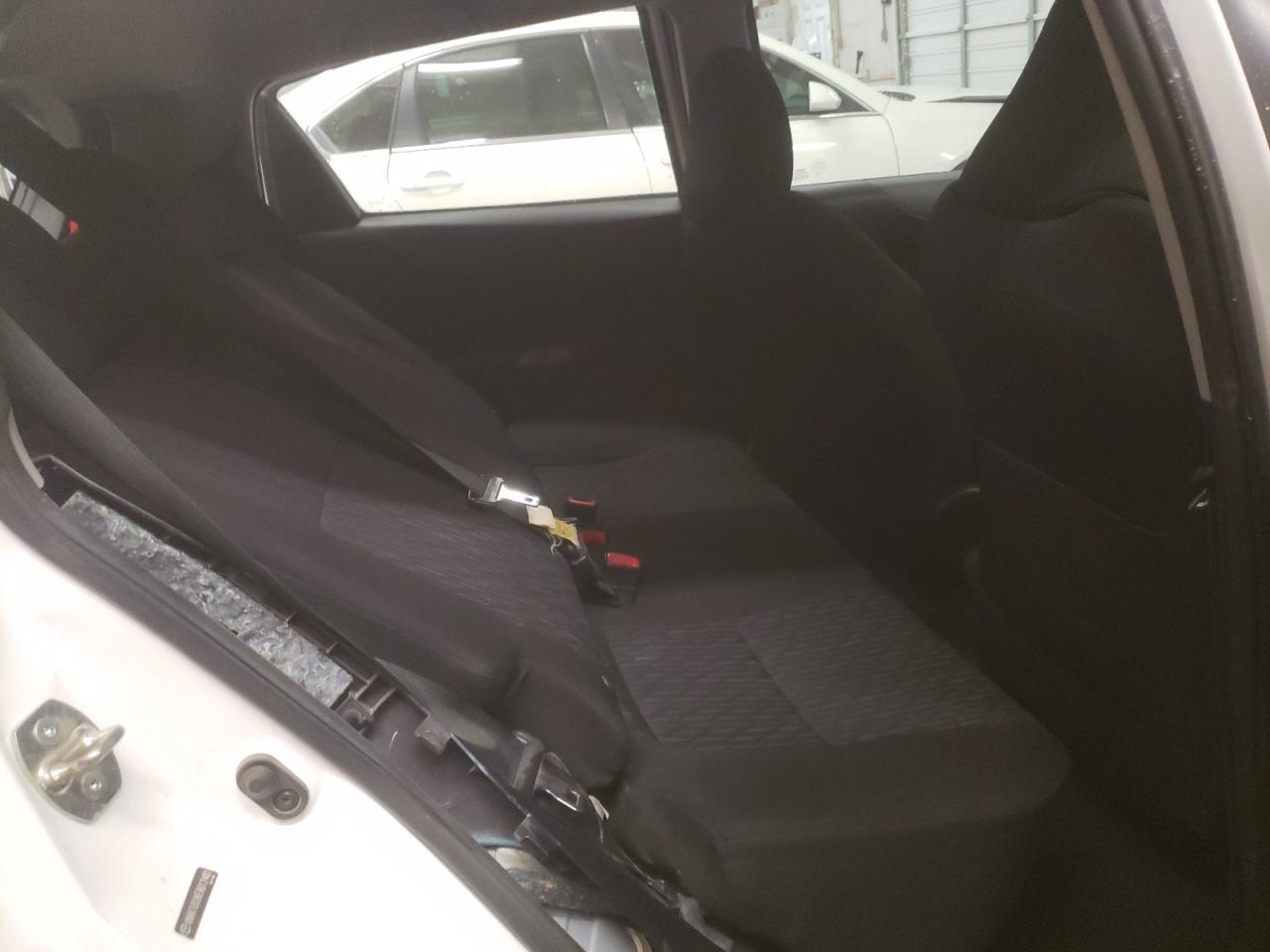 Photo 6 from auction – 2014 TOYOTA YARIS with VIN VNKKTUD36EA012481