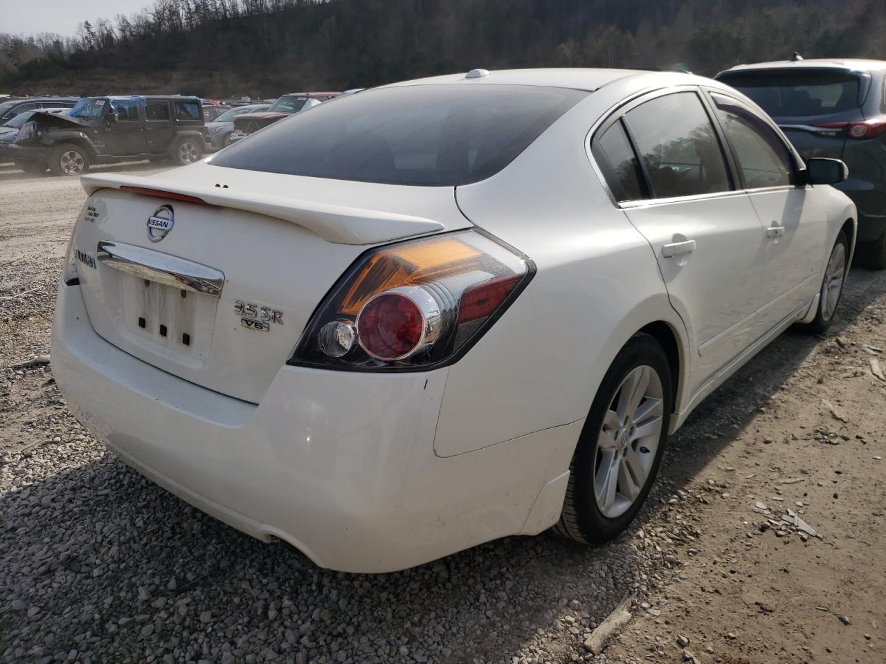 Photo 4 from auction – 2012 NISSAN ALTIMA SR with VIN 1N4BL2AP7CN401808