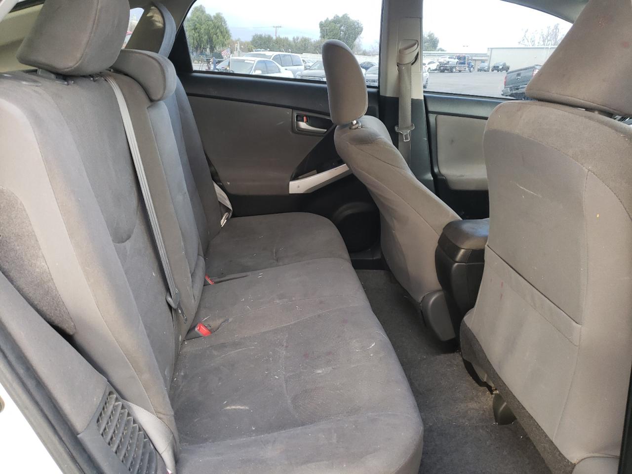 Zdjęcie 6 z aukcji – 2014 TOYOTA PRIUS z VIN JTDKN3DU2E1749215