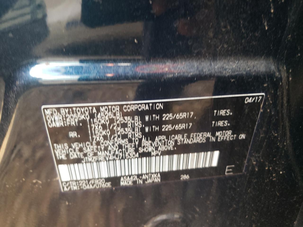 Photo 10 from auction – 2017 TOYOTA RAV4 LE with VIN JTMZFREV4HJ715304