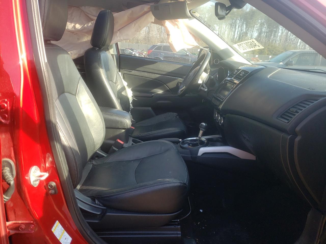 Photo 5 from auction – 2014 MITSUBISHI OUTLANDER with VIN 4A4AP4AU1EE004781