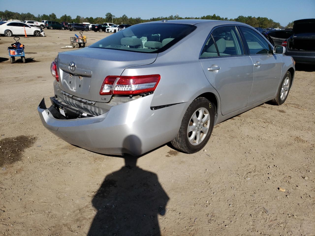 Фото 4 с аукциона – 2011 TOYOTA CAMRY с VIN 4T4BF3EK4BR193205