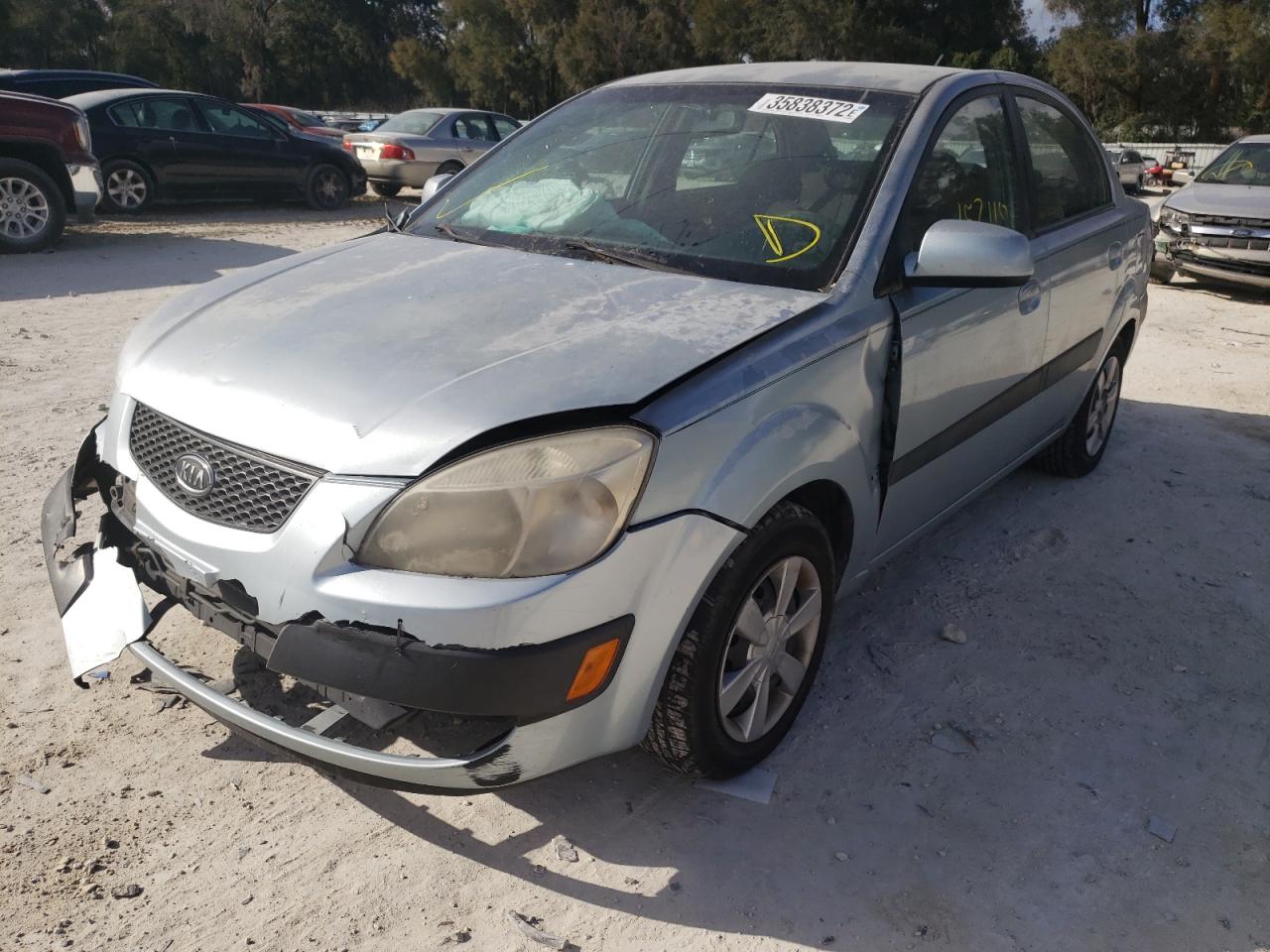 Photo 2 from auction – 2007 KIA RIO with VIN KNADE123176198737