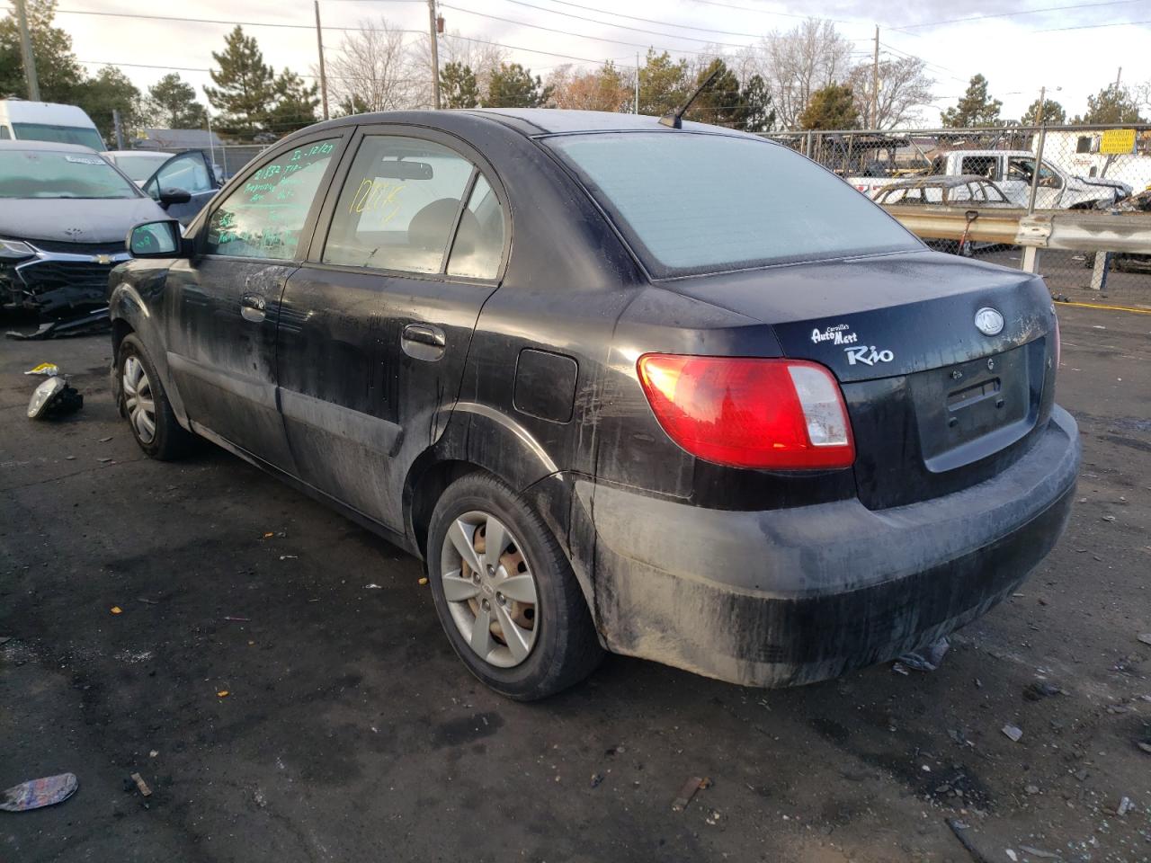 Photo 3 from auction – 2008 KIA RIO BASE with VIN KNADE123986355660