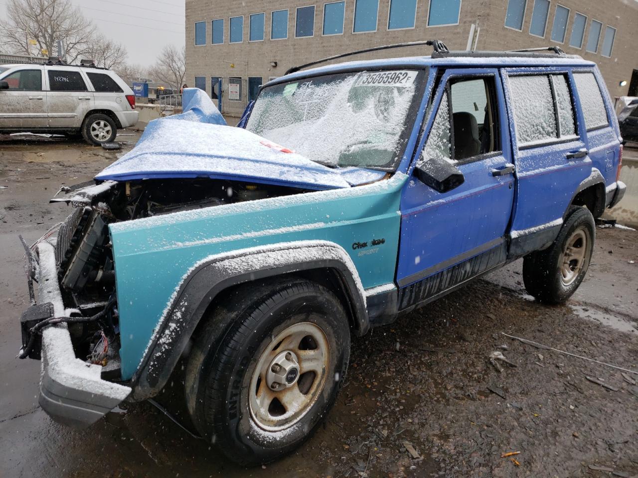 Photo 2 from auction – 1996 JEEP CHEROKEE S with VIN 1J4FJ68S5TL129056