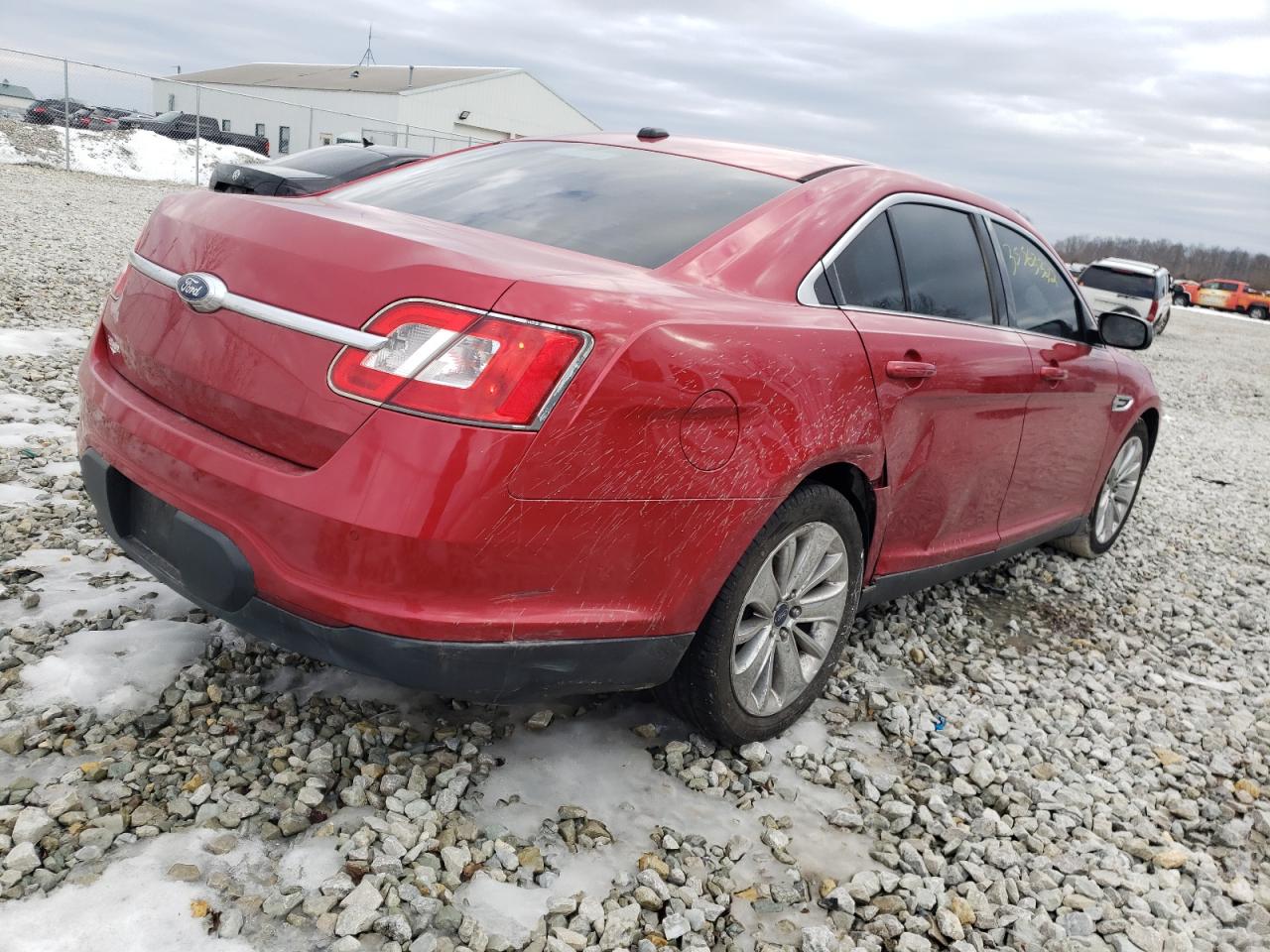 Photo 4 from auction – 2011 FORD TAURUS LIM with VIN 1FAHP2JW4BG154692