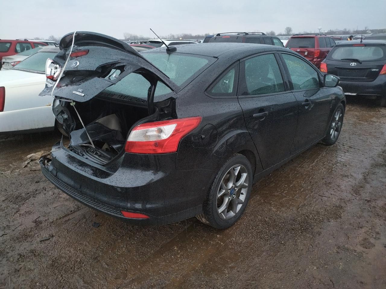 Photo 4 from auction – 2013 FORD FOCUS SE with VIN 1FADP3F21DL368835