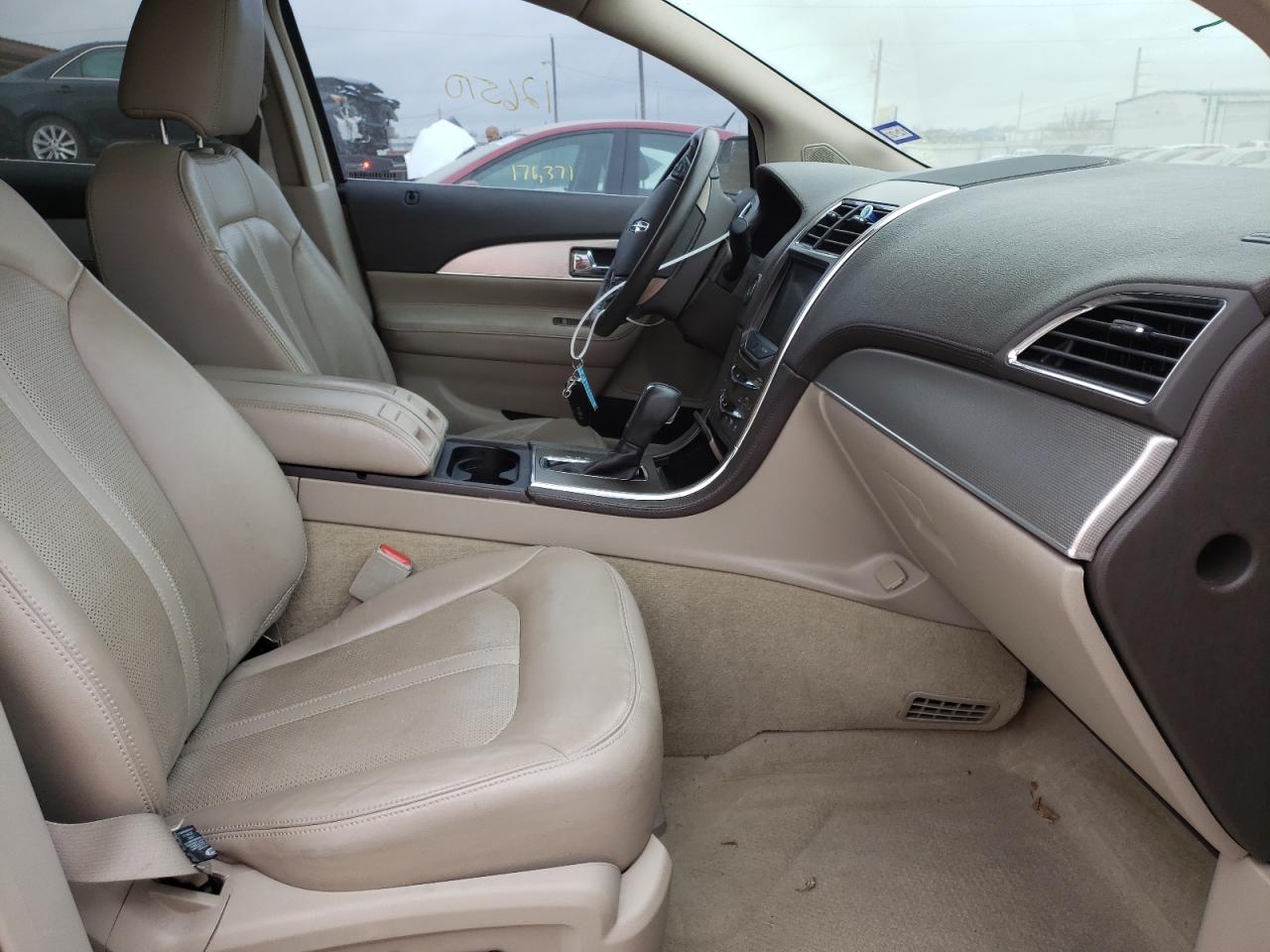 Photo 5 from auction – 2012 LINCOLN MKX with VIN 2LMDJ6JK9CBL03671