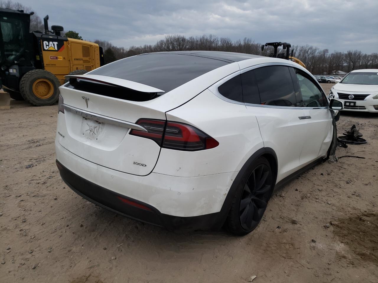 Photo 4 from auction – 2017 TESLA MODEL X with VIN 5YJXCBE22HF078479