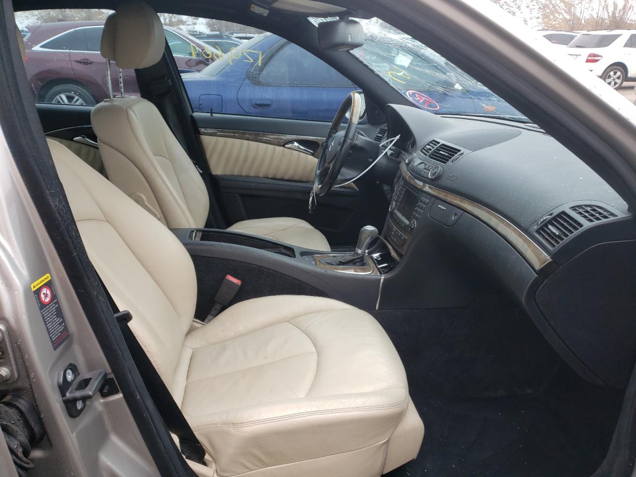 Photo 5 from auction – 2007 MERCEDES-BENZ E 350 4MAT with VIN WDBUF87X77X217580