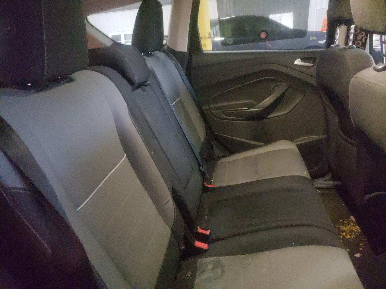 Photo 6 from auction – 2015 FORD ESCAPE SE with VIN 1FMCU9GX2FUC81806
