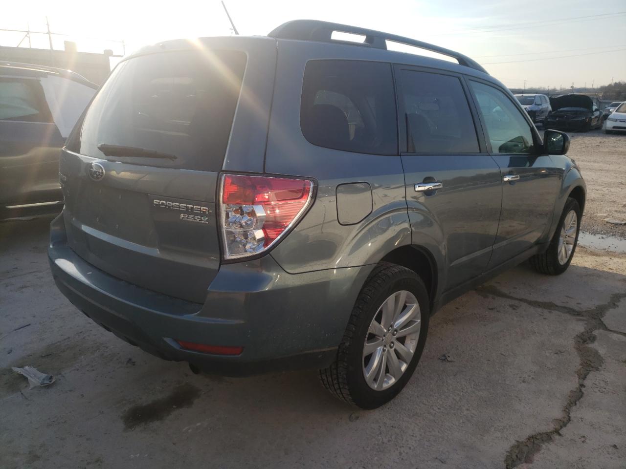 Photo 4 from auction – 2011 SUBARU FORESTER 2 with VIN JF2SHADC5BH724719