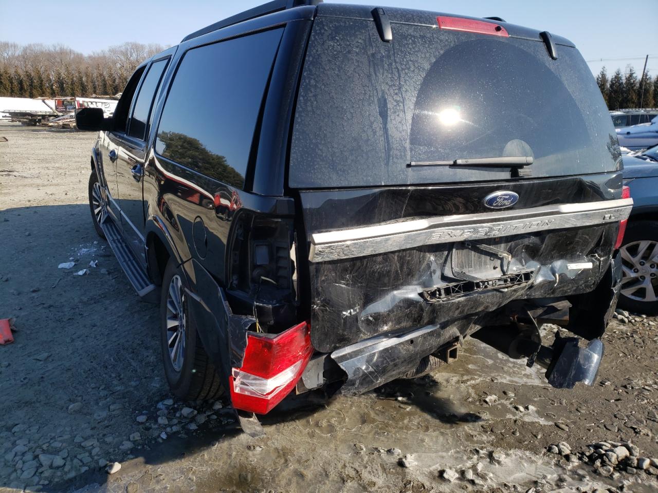 Photo 3 from auction – 2017 FORD EXPEDITION with VIN 1FMJK1JT9HEA05558