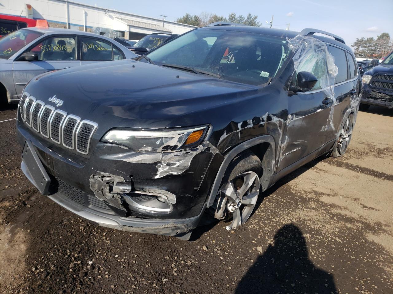 Photo 2 from auction – 2019 JEEP CHEROKEE L with VIN 1C4PJMDN7KD147372