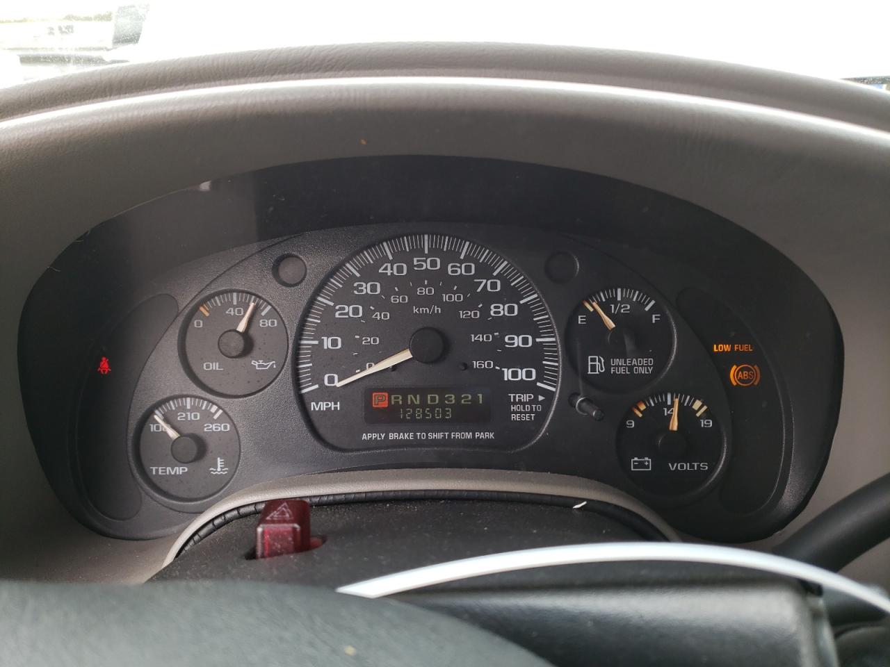 Photo 8 from auction – 2004 CHEVROLET ASTRO with VIN 1GNEL19X04B105304