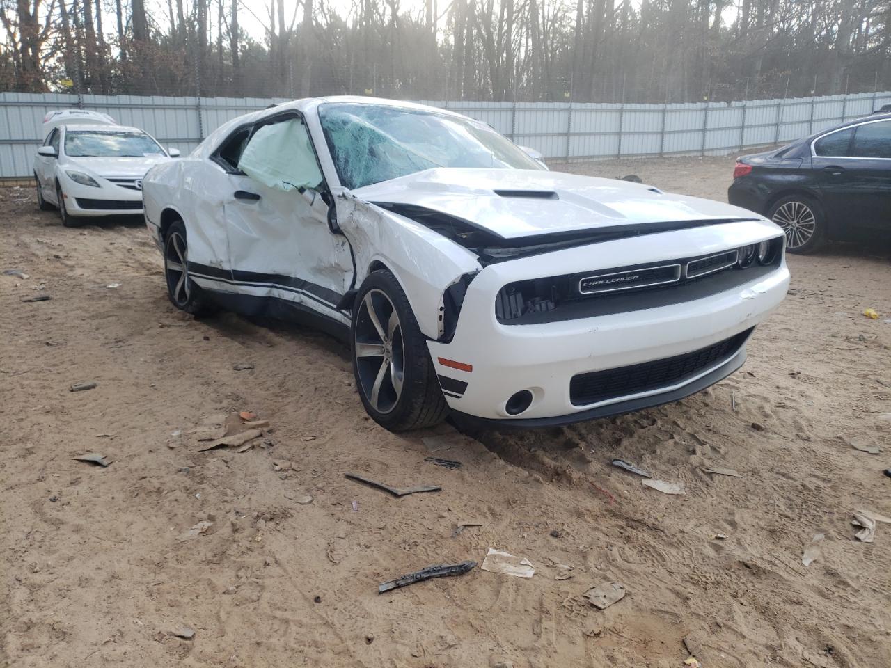 DODGE CHALLENGER 2019 with VIN 2C3CDZAG0KH620612 - Photo from auction