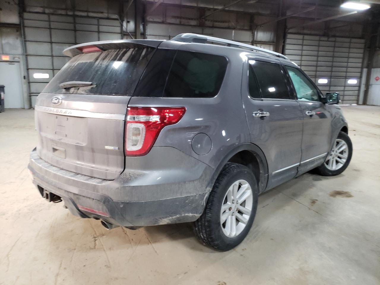 Photo 4 from auction – 2014 FORD EXPLORER X with VIN 1FM5K8D89EGA08154