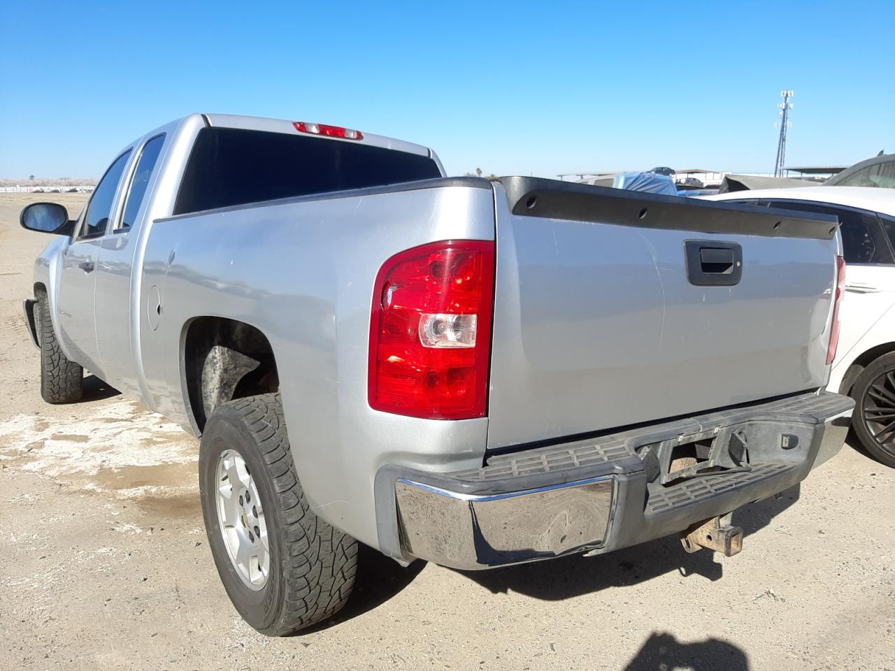 Photo 3 from auction – 2012 CHEVROLET SILVERADO with VIN 1GCRKSE71CZ239902