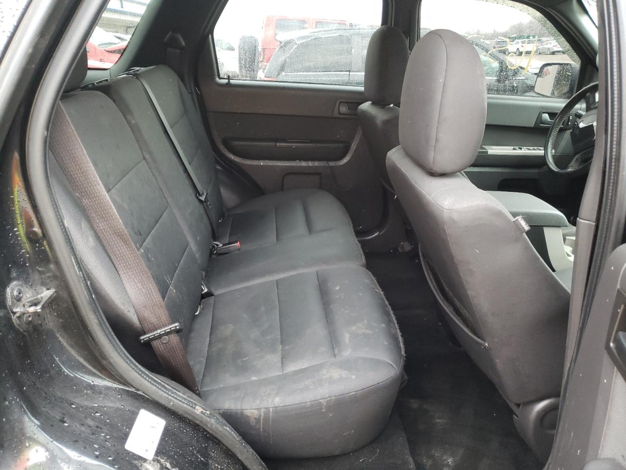 Photo 6 from auction – 2011 FORD ESCAPE XLT with VIN 1FMCU9D78BKC12399
