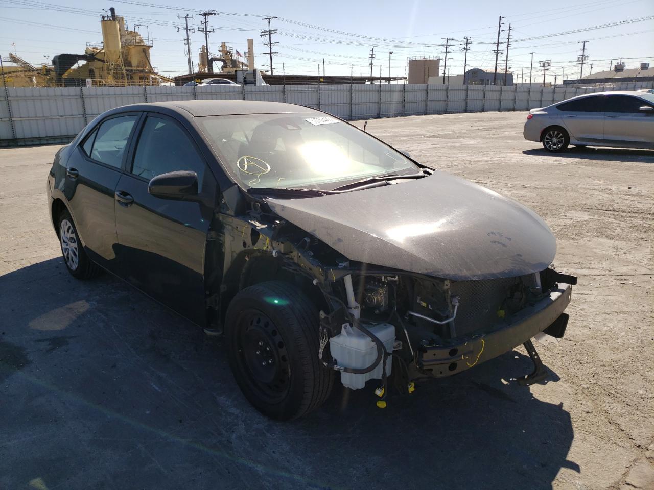 TOYOTA COROLLA 2018 with VIN 2T1BURHEXJC038070 - Photo from auction
