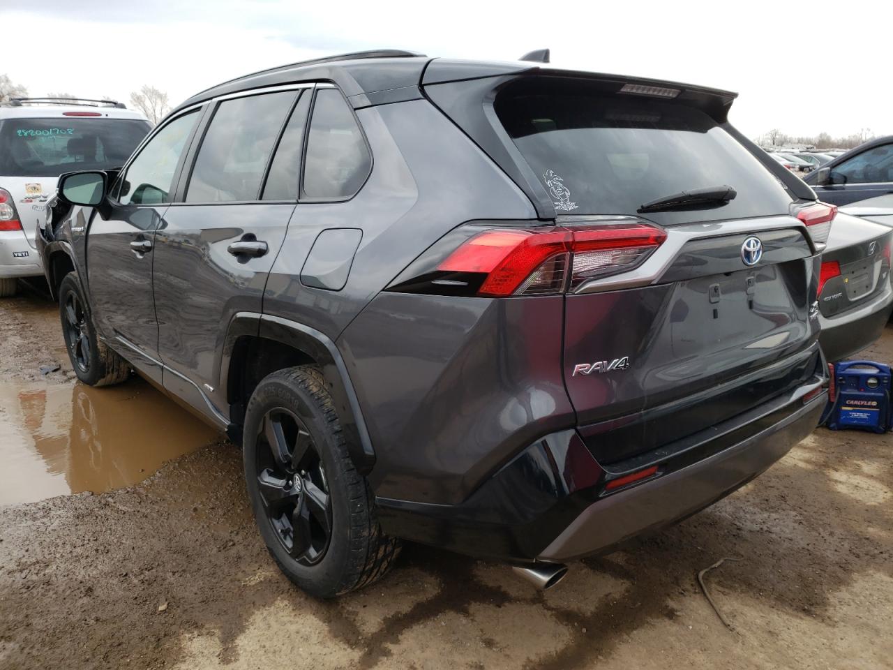 Photo 3 from auction – 2021 TOYOTA RAV4 XSE with VIN 2T3E6RFV4MW003884