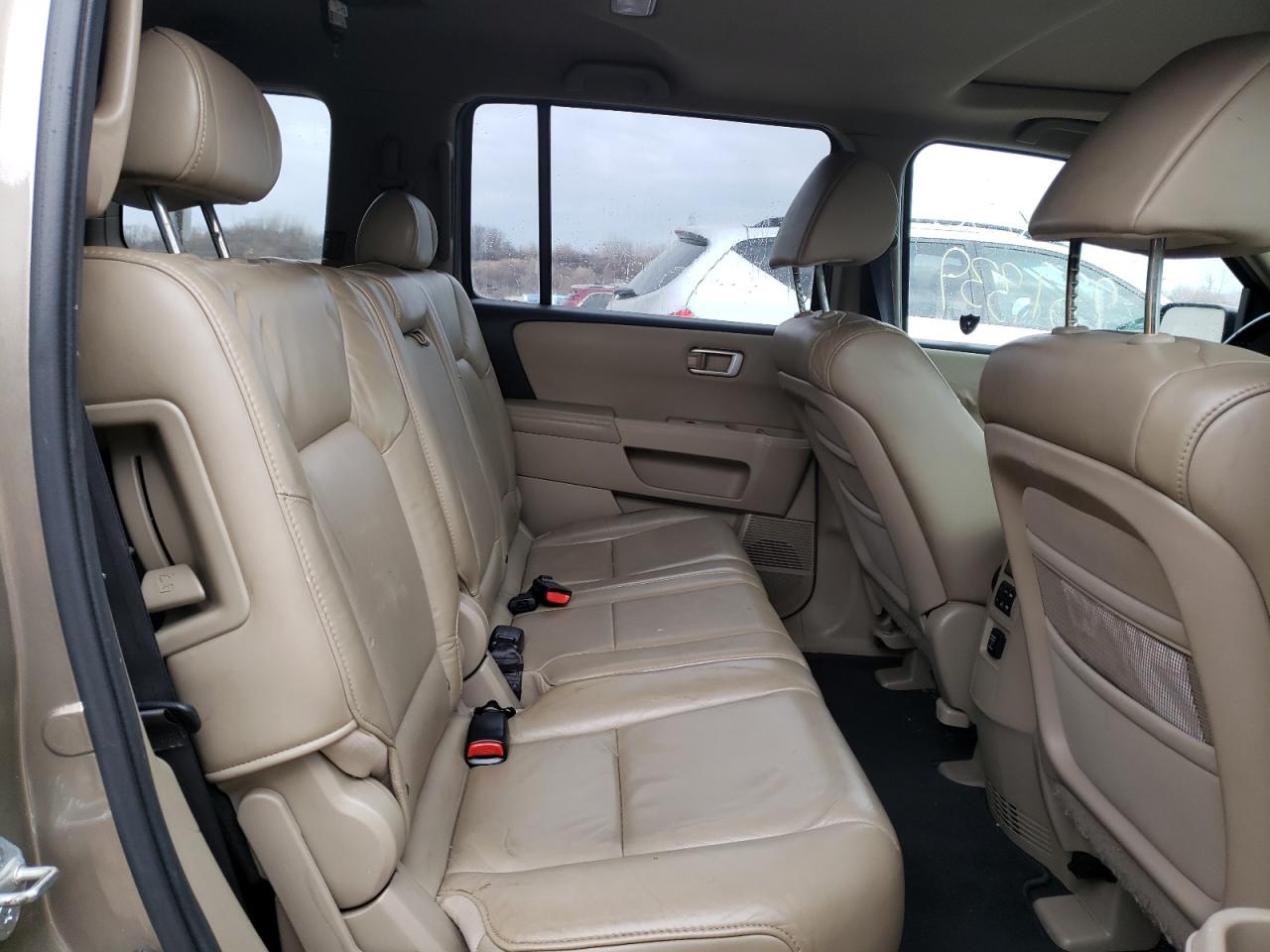 Photo 6 from auction – 2011 HONDA PILOT EXL with VIN 5FNYF3H54BB022011
