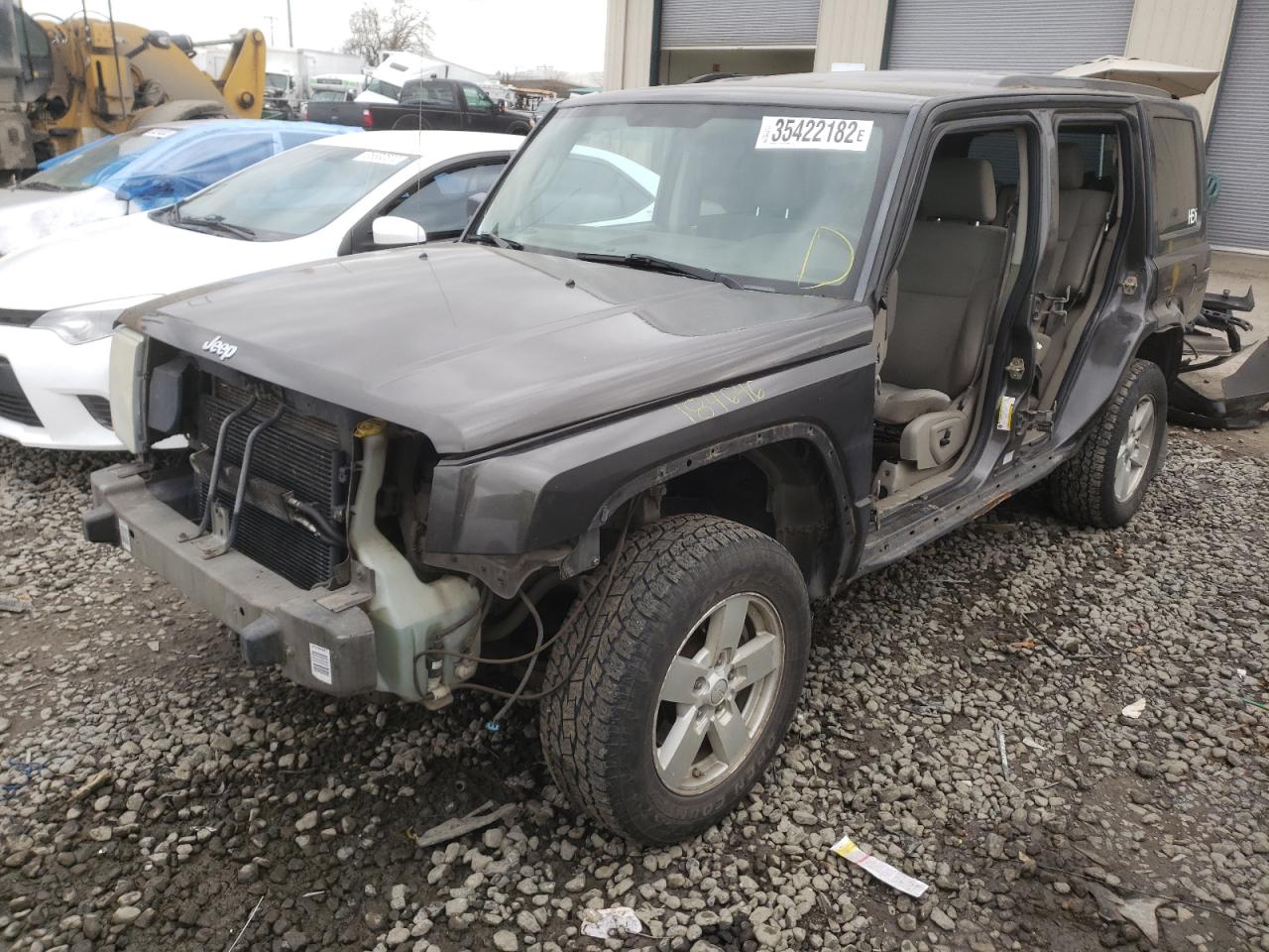 Photo 10 from auction – 2006 JEEP COMMANDER with VIN 1J8HG48K26C158707