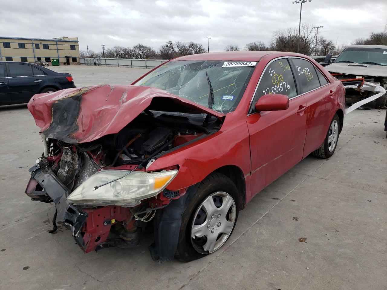 Photo 2 from auction – 2011 TOYOTA CAMRY BASE with VIN 4T1BF3EK5BU639095