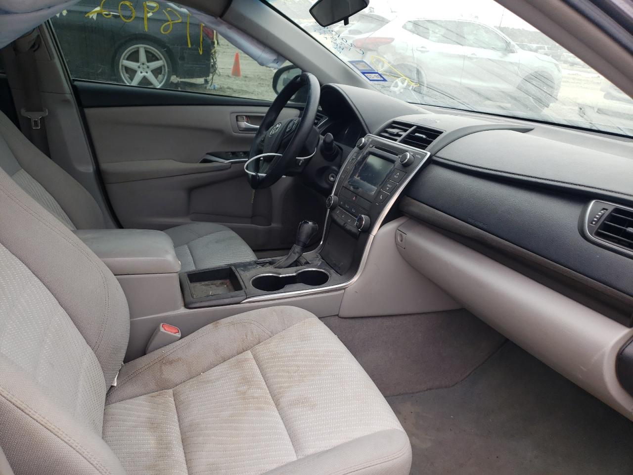 Photo 5 from auction – 2016 TOYOTA CAMRY LE with VIN 4T4BF1FK4GR527324