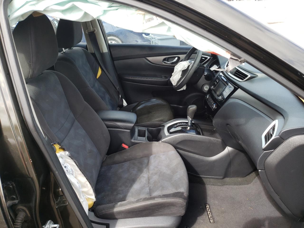 Photo 5 from auction – 2015 NISSAN ROGUE S with VIN KNMAT2MT1FP507534