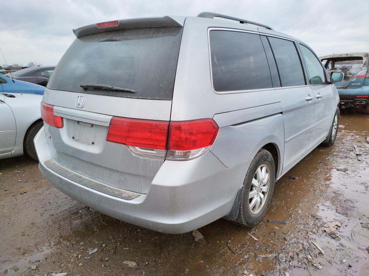 Photo 4 from auction – 2010 HONDA ODYSSEY EX with VIN 5FNRL3H44AB112231
