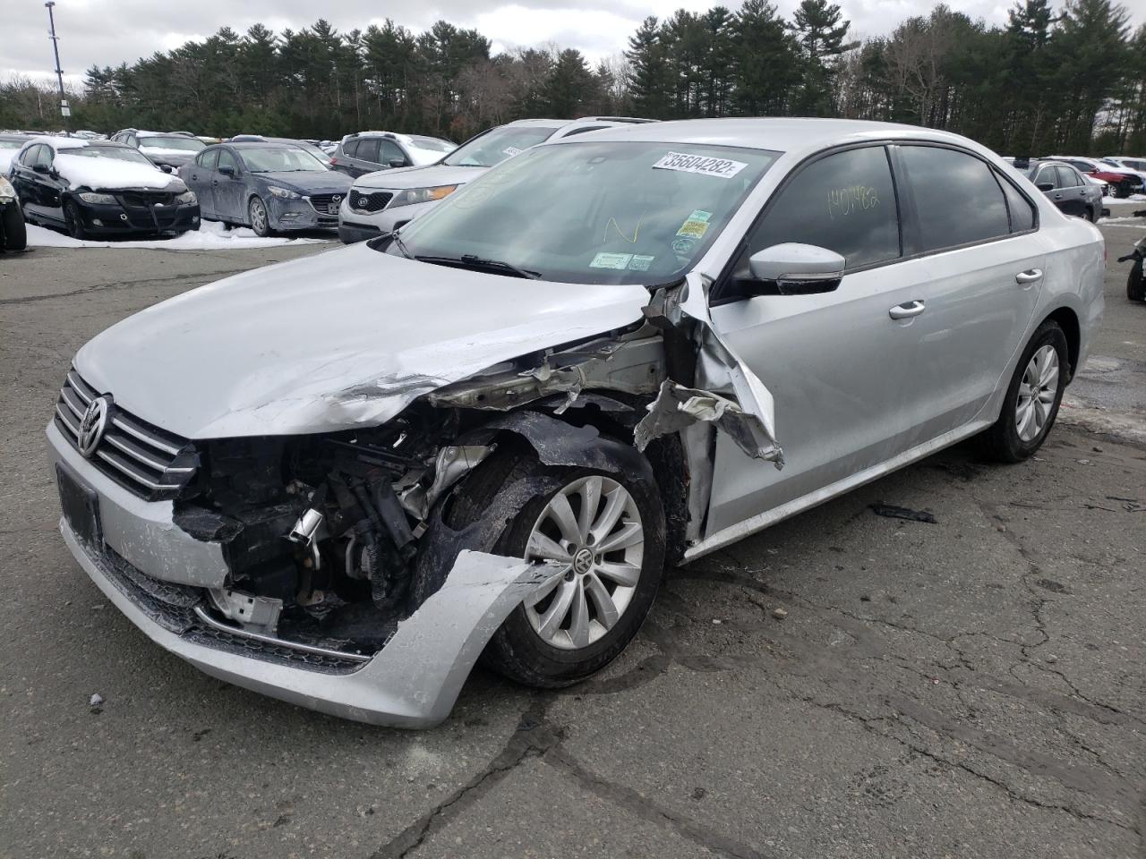 Photo 2 from auction – 2015 VOLKSWAGEN PASSAT S with VIN 1VWAT7A32FC094805