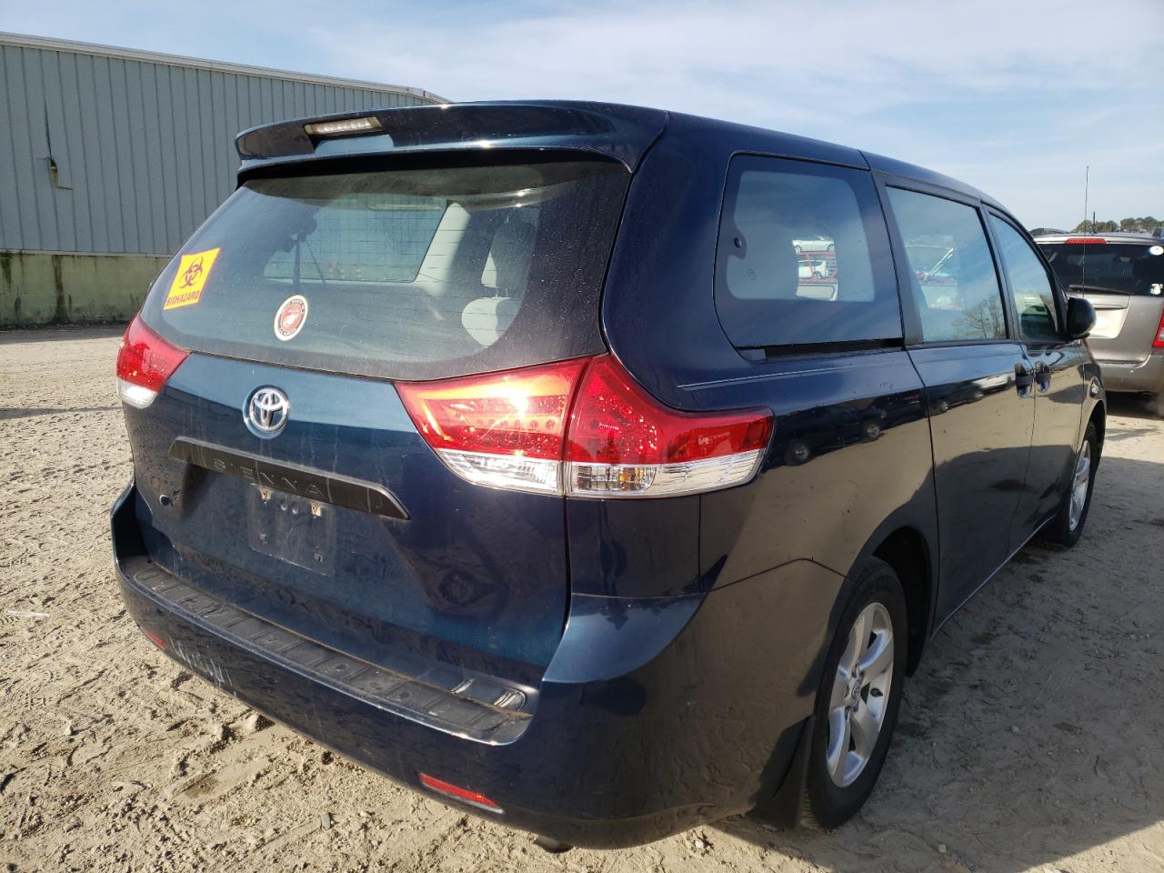Фото 4 с аукциона – 2012 TOYOTA SIENNA с VIN 5TDKA3DCXCS016140