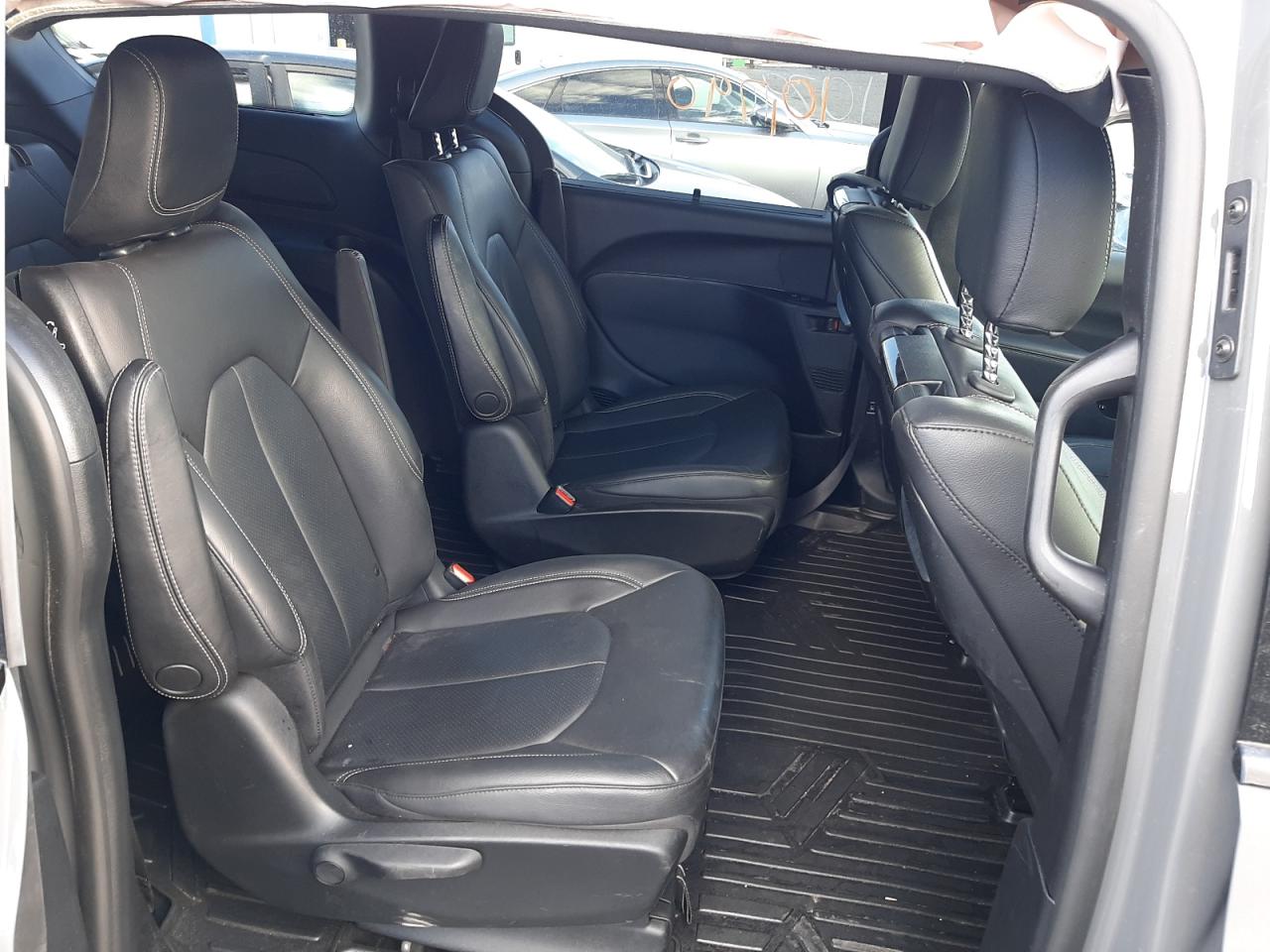 Photo 6 from auction – 2021 CHRYSLER PACIFICA H with VIN 2C4RC1L71MR553586