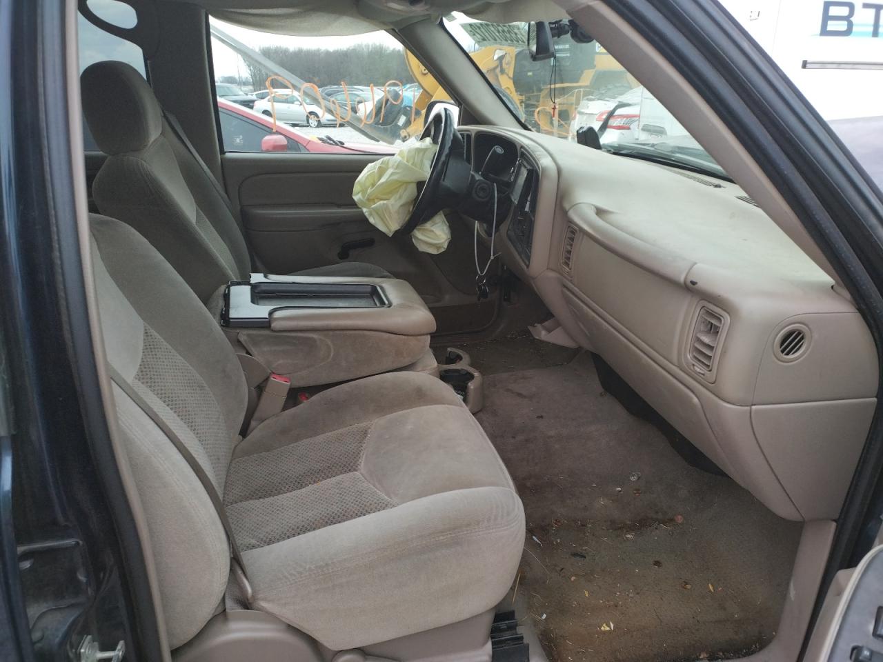 Photo 5 from auction – 2005 CHEVROLET SILVERADO with VIN 2GCEC13TX51131425
