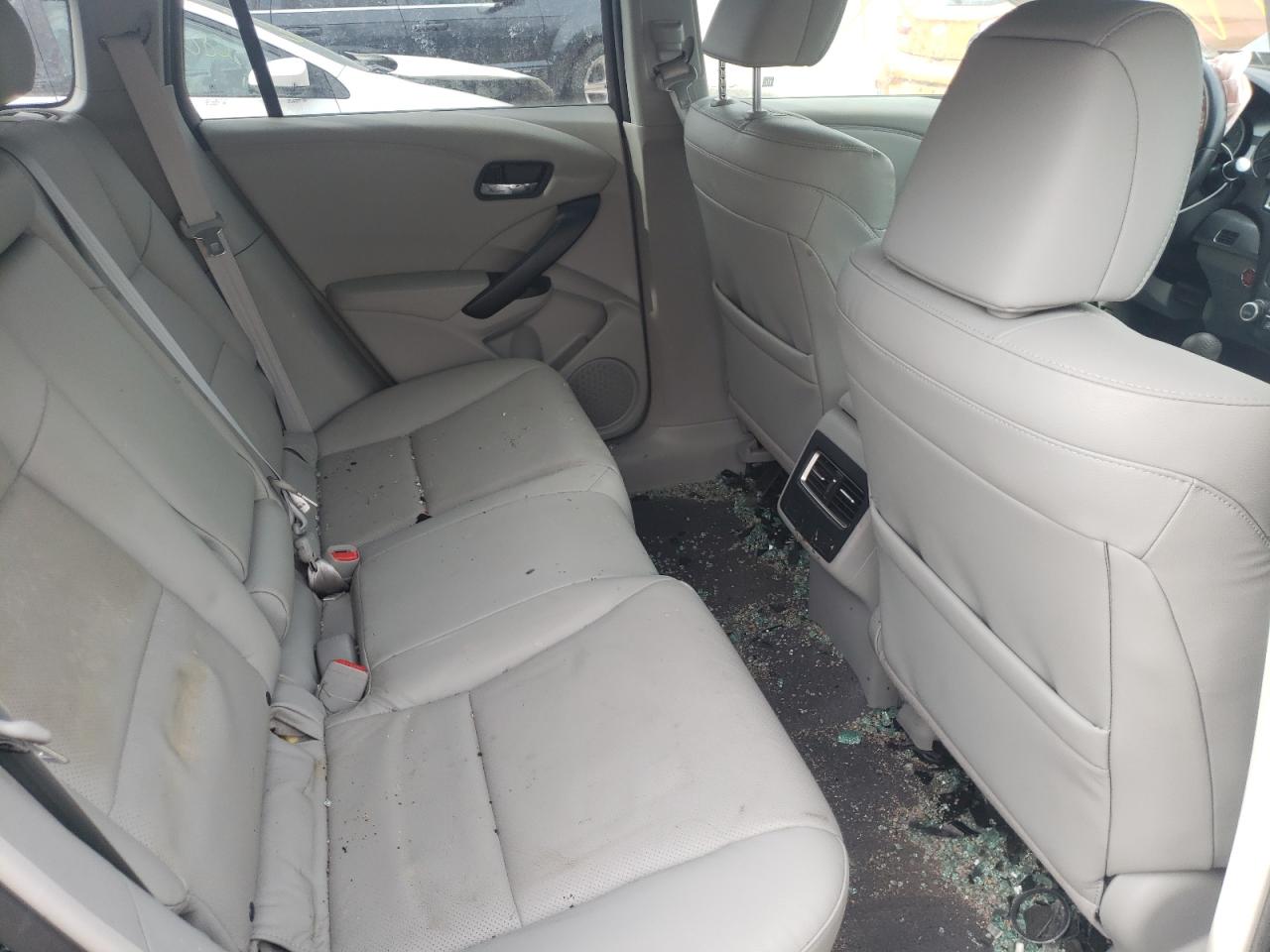 Photo 6 from auction – 2017 ACURA RDX TECHNO with VIN 5J8TB4H51HL022566