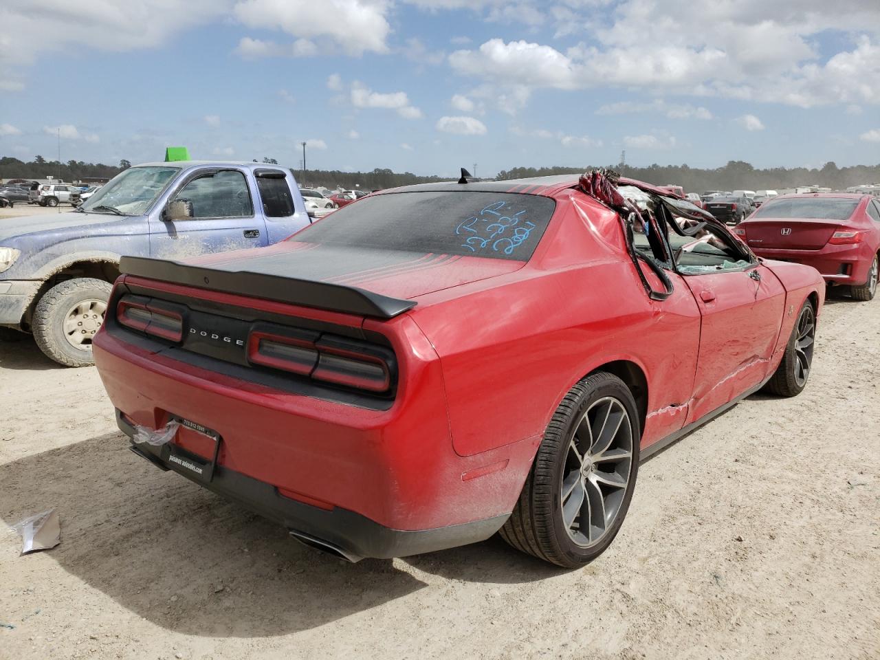Photo 4 from auction – 2017 DODGE CHALLENGER with VIN 2C3CDZFJ2HH502686