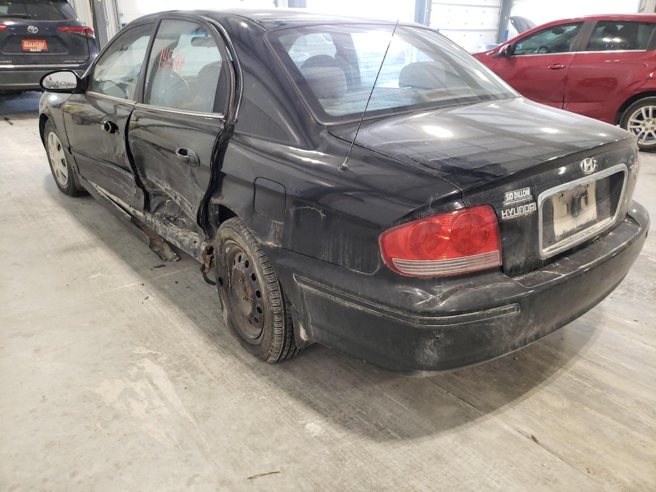 Photo 3 from auction – 2004 HYUNDAI SONATA GL with VIN KMHWF25H84A084180