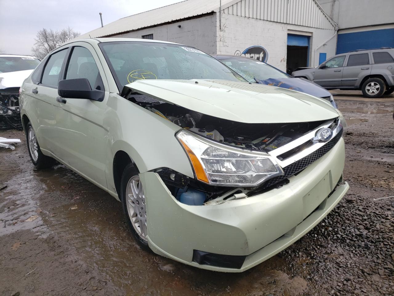 FORD FOCUS SE 2010 with VIN 1FAHP3FN0AW246991 - Photo from auction