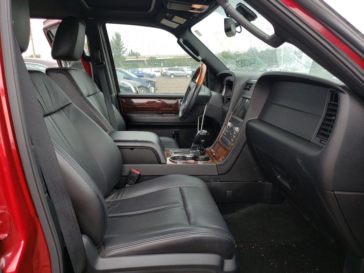 Photo 5 from auction – 2016 LINCOLN NAVIGATOR with VIN 5LMJJ2JT5GEL11659