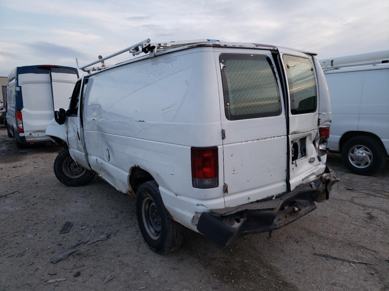 Foto 3 de la subasta – 2003 FORD ECONOLINE con VIN 1FTNE24273HA32738