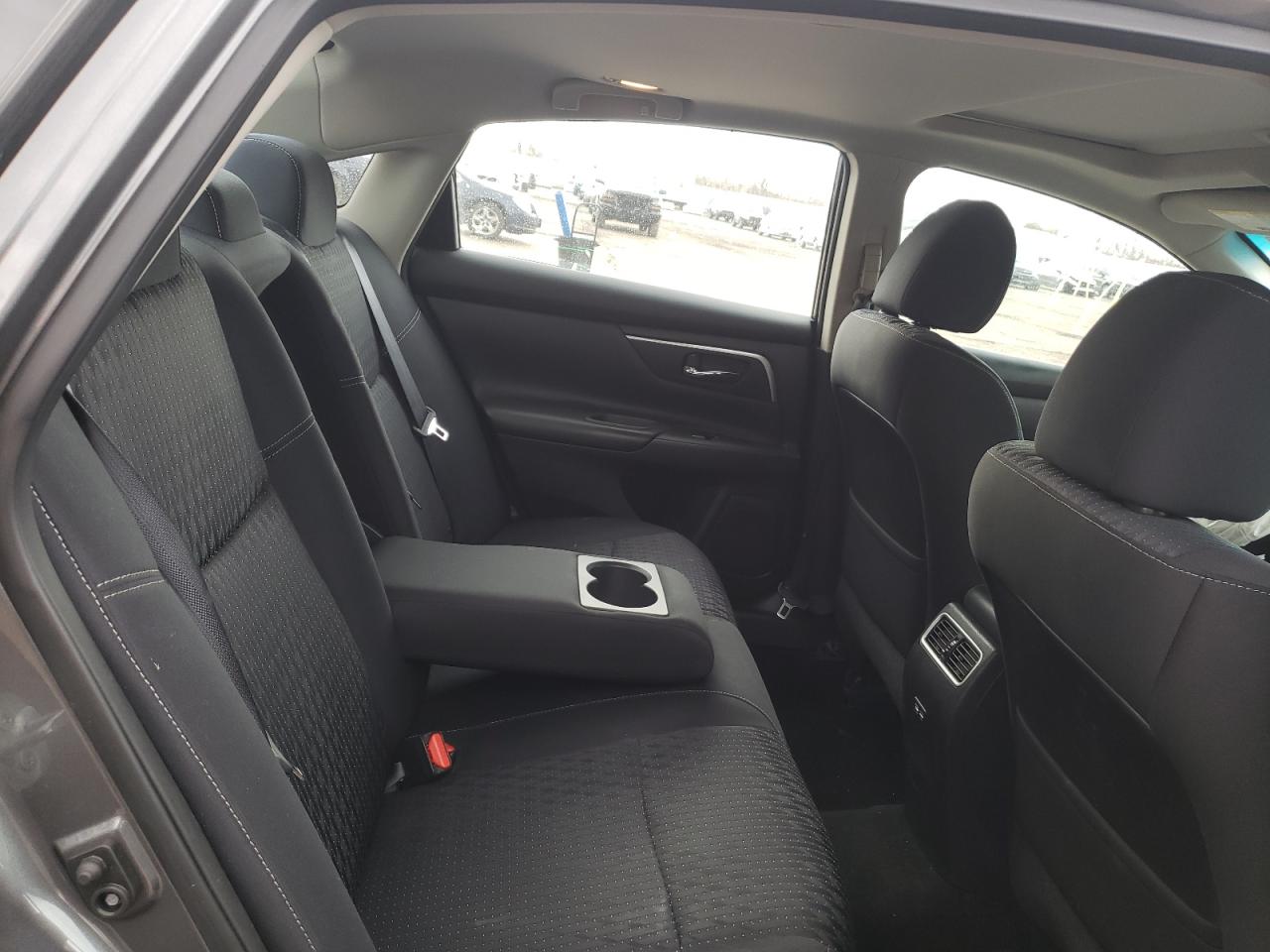Photo 6 from auction – 2017 NISSAN ALTIMA 2.5 with VIN 1N4AL3AP3HC149012