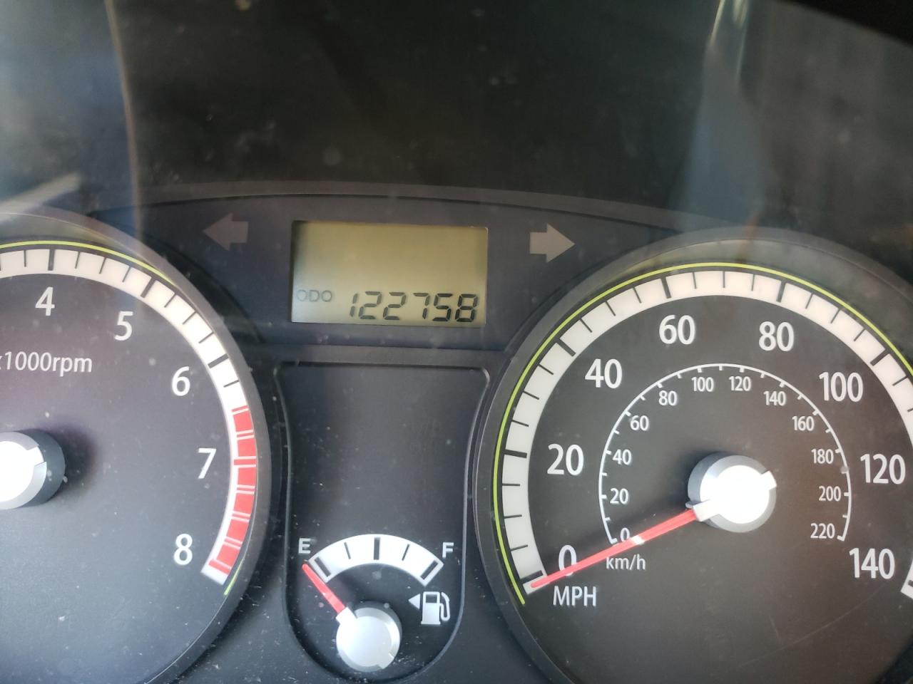 Photo 8 from auction – 2009 KIA RIO BASE with VIN KNADE223896569563