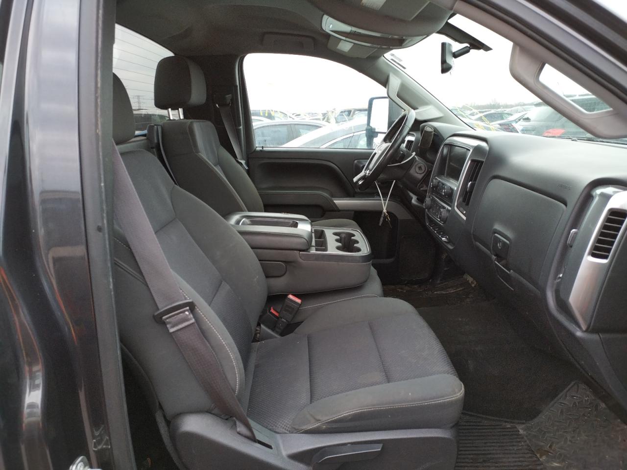 Photo 5 from auction – 2015 CHEVROLET SILVERADO with VIN 1GC0KVEG4FZ510109