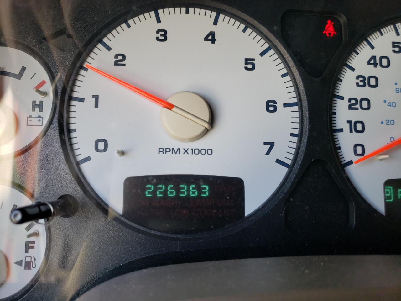 Photo 8 from auction – 2002 DODGE RAM 1500 with VIN 1D7HA18N82S526718