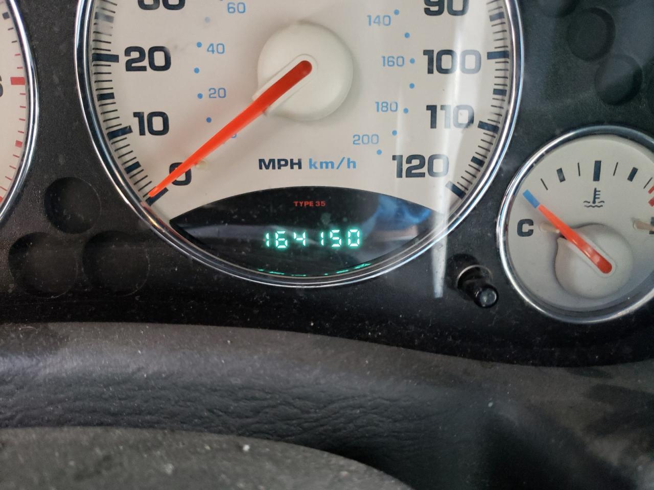 Photo 8 from auction – 2002 JEEP LIBERTY LI with VIN 1J4GL58K62W321141