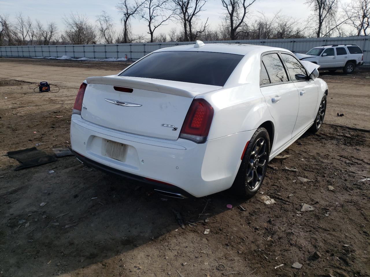 Photo 4 from auction – 2018 CHRYSLER 300 S with VIN 2C3CCAGG7JH120487