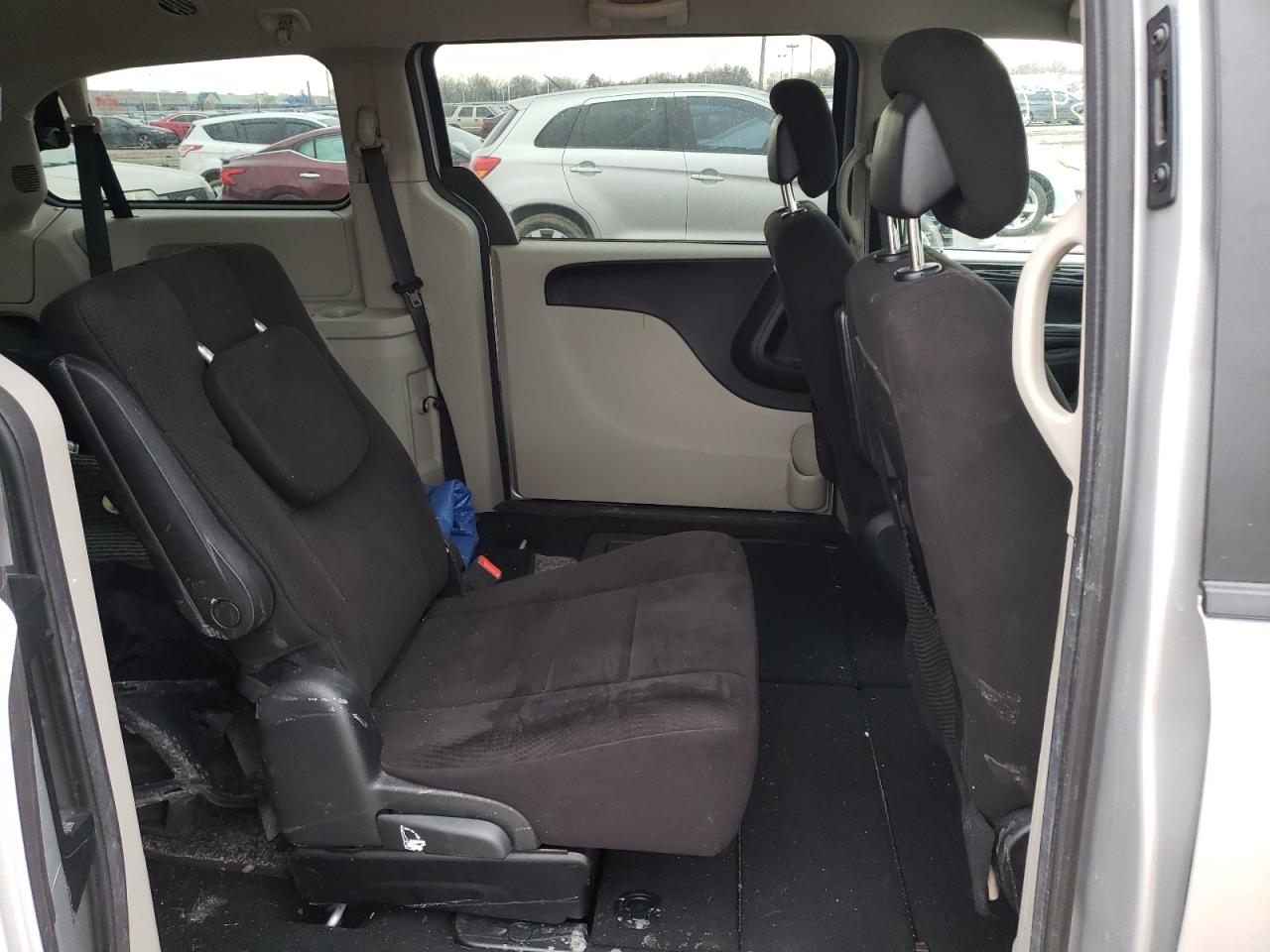 Photo 6 from auction – 2012 DODGE GRAND CARA with VIN 2C4RDGBG4CR265996
